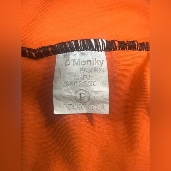 Women Cross back Sports Bra Size Small Orange Black D’Moniky (0383) - Picture 5 of 8